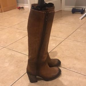 Freebird boots by Steve Madden size 6